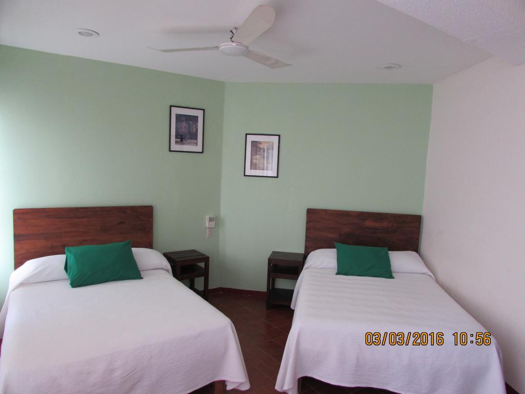 Hotel Puerto Piedra Puerto Escondido  Exteriör bild