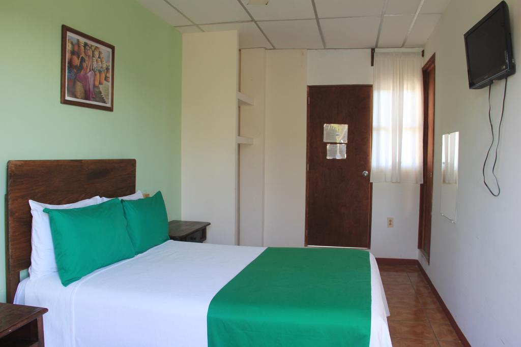 Hotel Puerto Piedra Puerto Escondido  Exteriör bild