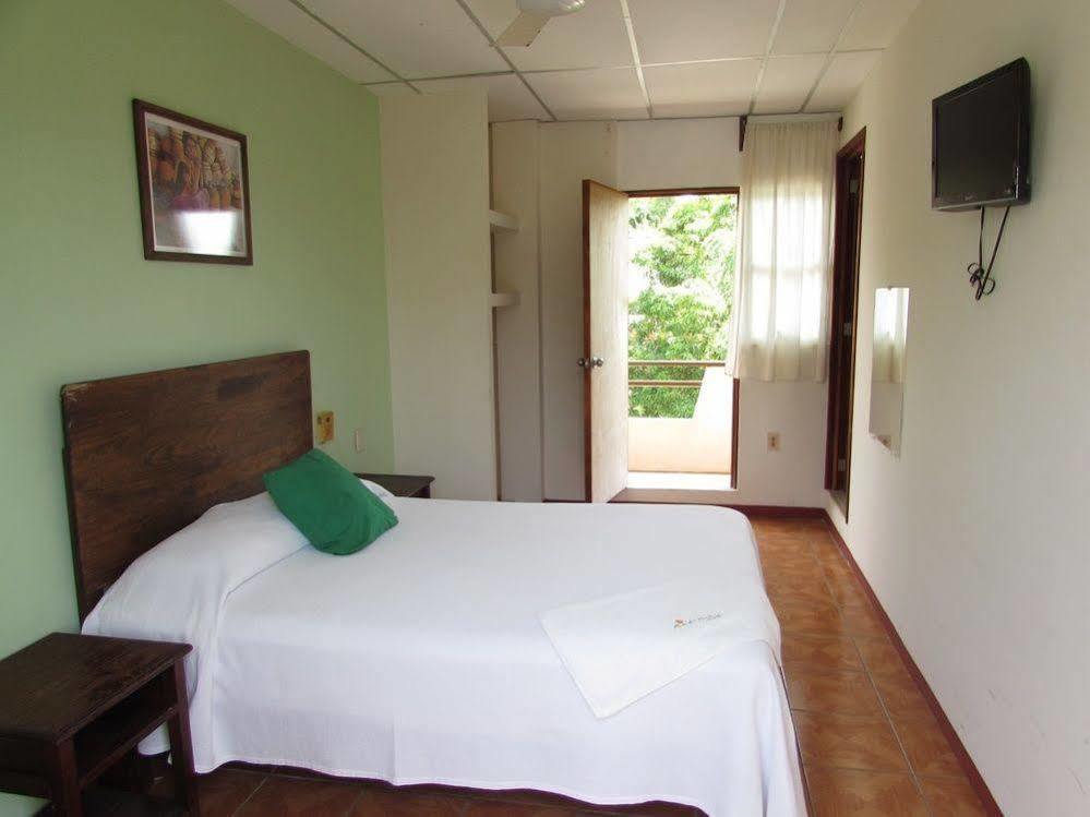 Hotel Puerto Piedra Puerto Escondido  Exteriör bild